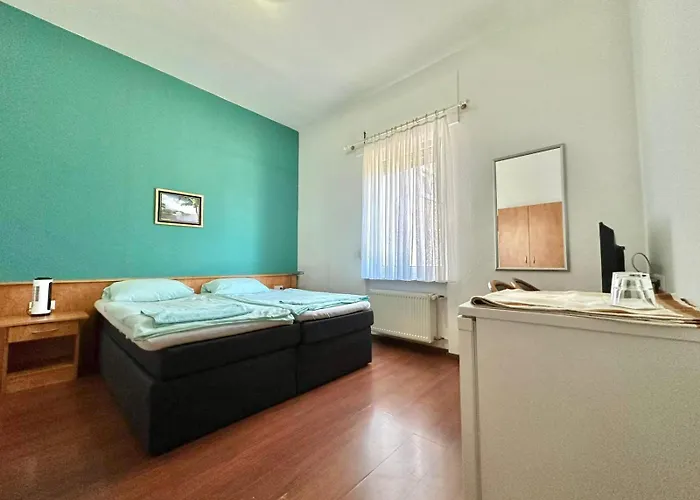 Ar Frankfurt Hotel 3*
